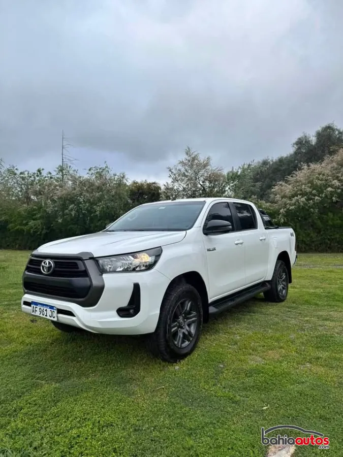 Toyota Hilux 2023 usado en Bahía Blanca - foto 1