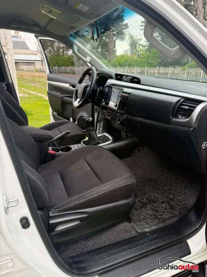 Toyota Hilux 2023 usado en Bahía Blanca - foto 8