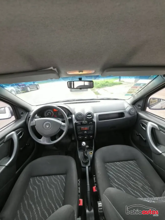 Renault Logan 2011 usado en Bahía Blanca - foto 4