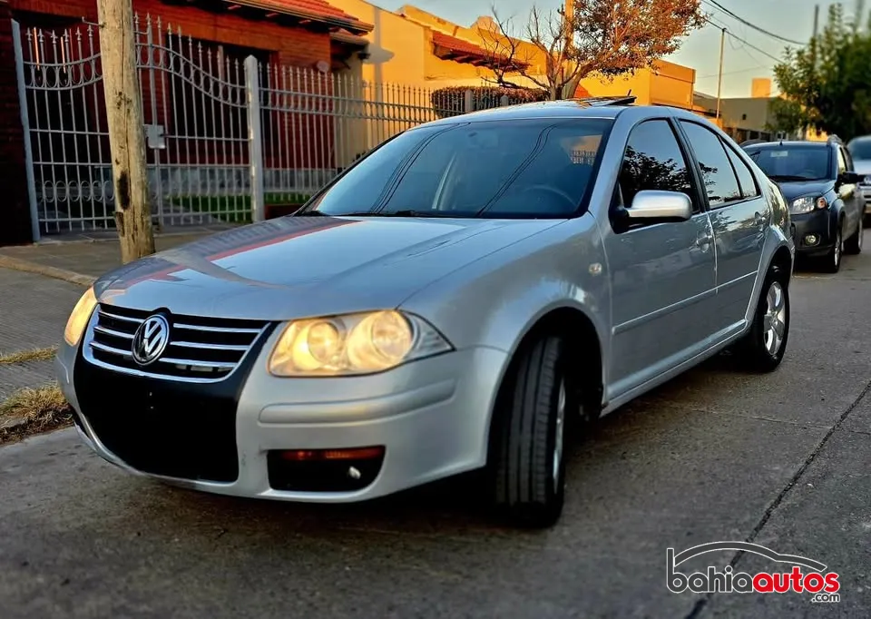Volkswagen Bora 2011 usado en Bahía Blanca - foto 1