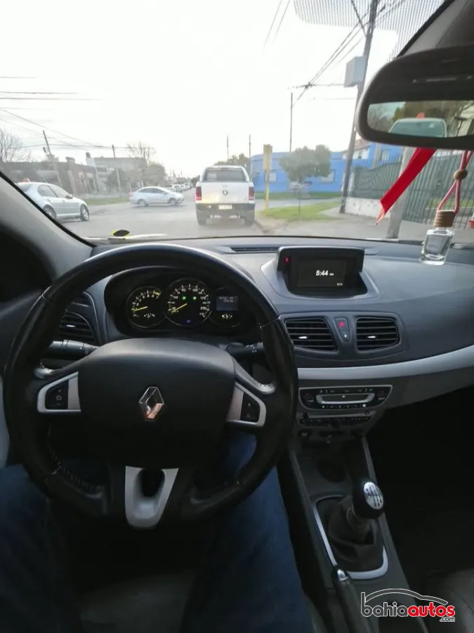 Renault Fluence 2012 usado en Bahía Blanca - foto 3