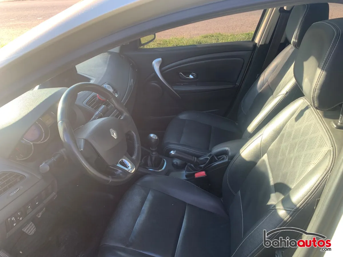 Renault Fluence 2015 usado en Bahía Blanca - foto 3