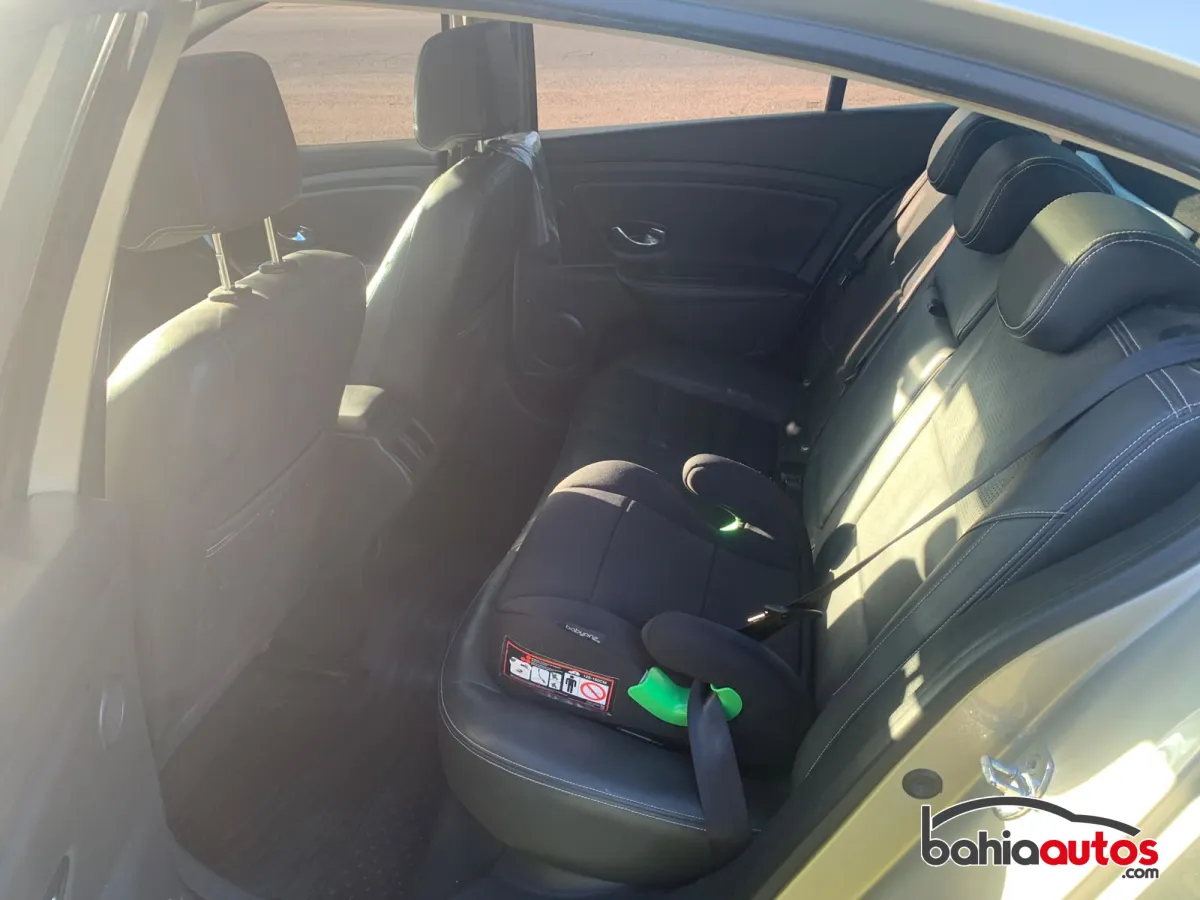 Renault Fluence 2015 usado en Bahía Blanca - foto 6