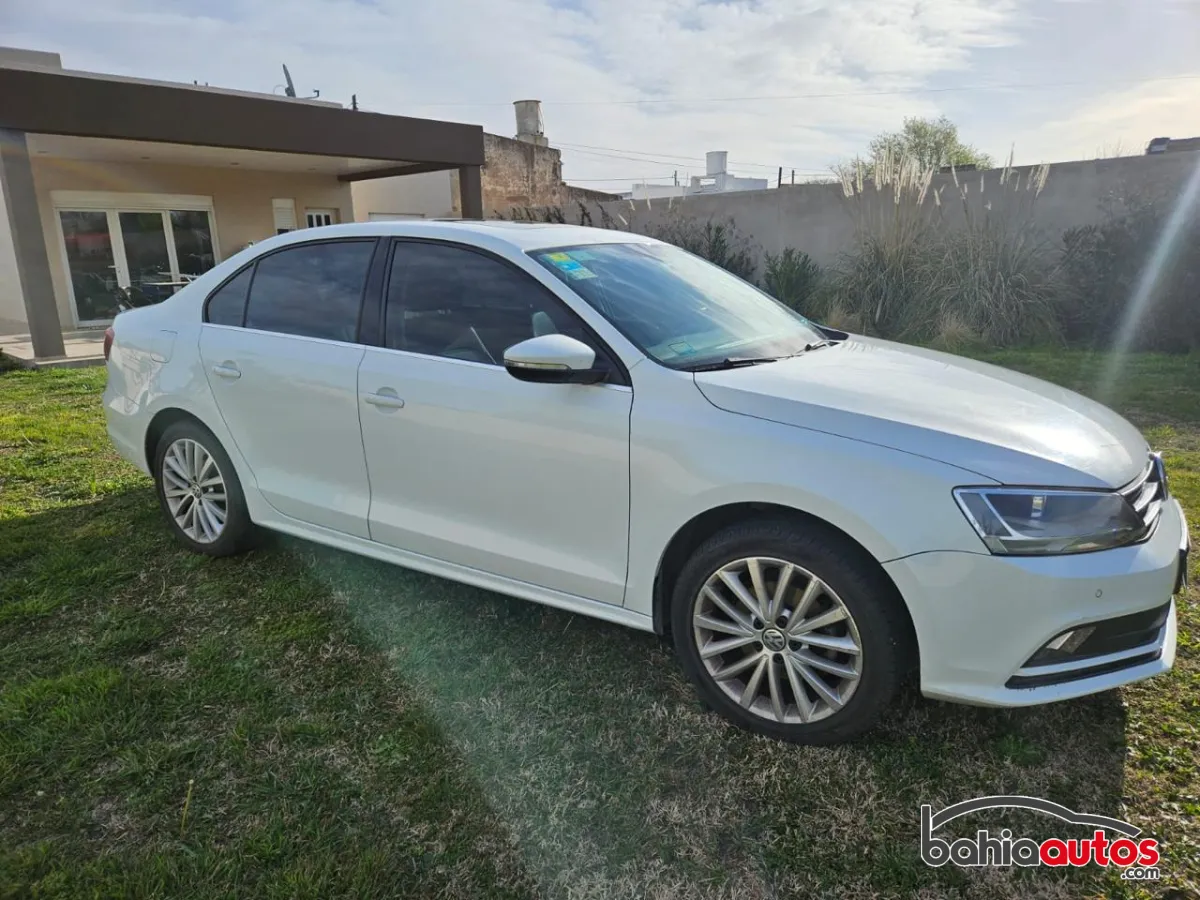 Volkswagen Vento 2017 usado en Bahía Blanca - foto 3