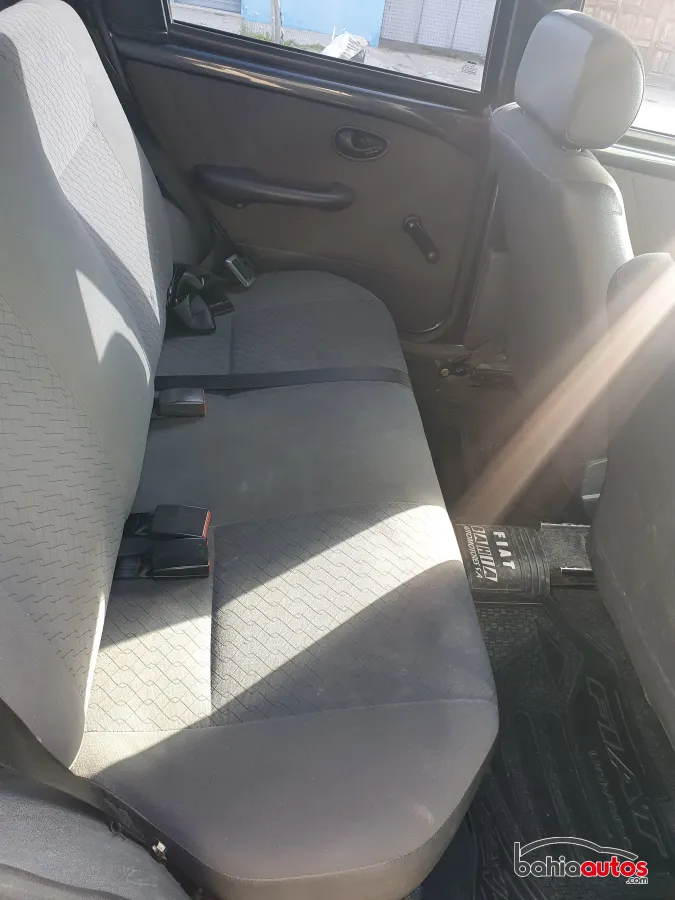 Fiat Palio 2004 usado en Bahía Blanca - foto 8