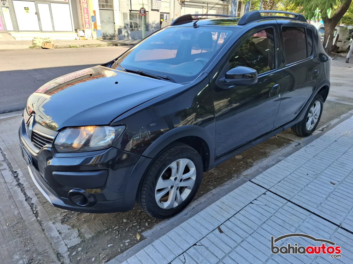 Renault Sandero Stepway 2015 usado en Bahía Blanca - foto 7